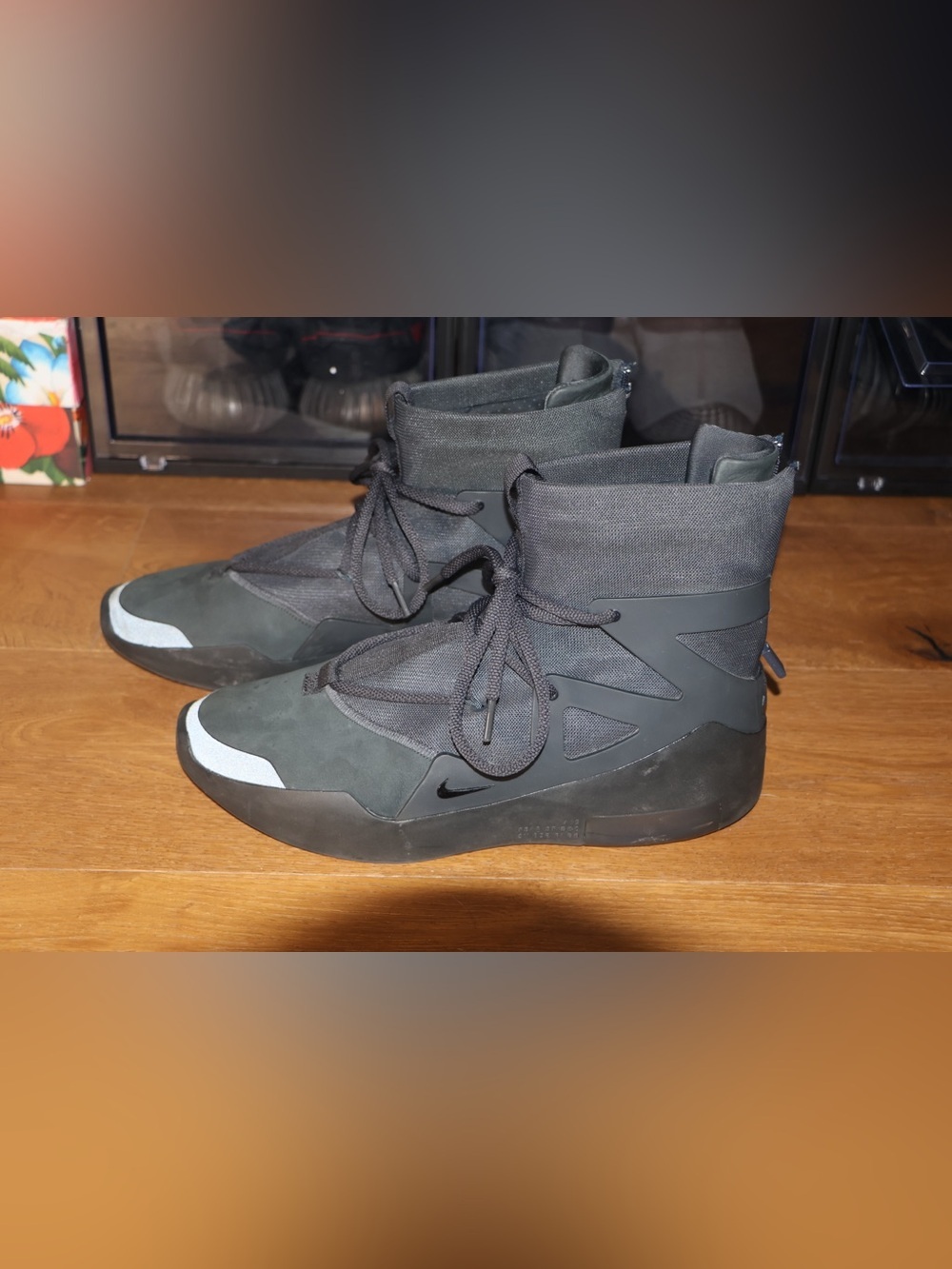 Fear of God x Nike Hi-Tops - Picture 4 of 10